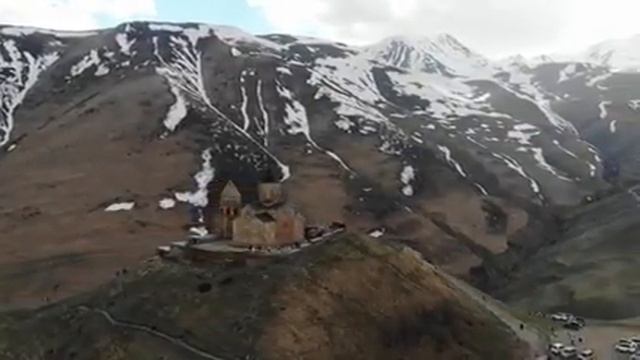 Грузия - Степанацминда Троицкая церковь смотреть онлайн