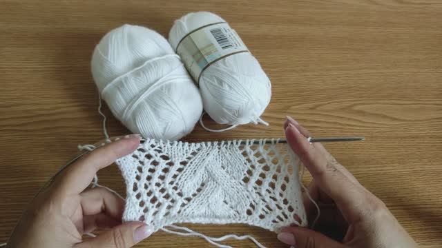 МК "Листья и зигзаги" +схема. Ажурный узор для топов, палантинов, кардиганов смотреть онлайн