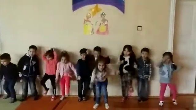Умуд в садике.. Мишка косолапый... смотреть онлайн