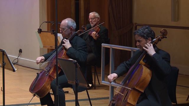 Britten's Variations on a Theme of Frank Bridge смотреть онлайн