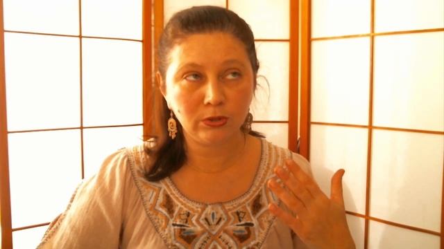 КАК ПЕРЕСТАТЬ СПЛЕТНИЧАТЬ смотреть онлайн