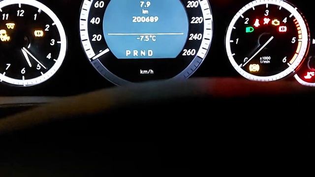 Cold start, MB E-220 cdi смотреть онлайн