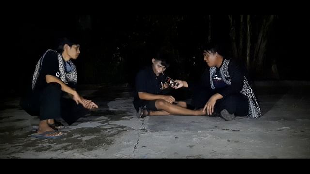 ?Malam Jumat Menguak Misteri Arwah Pocong Banci Penasaran...!!! смотреть онлайн