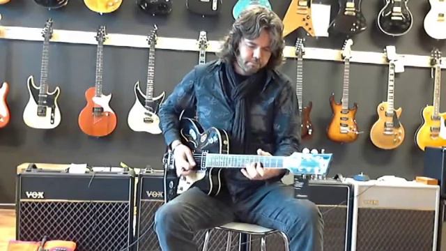 Duesenberg Carl Carlton with 1986 Vox AC30 and Wampler Plexi drive смотреть онлайн