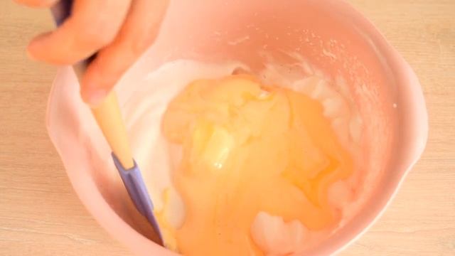 У Вас Есть 2 ЯЙЦА и 6 МИНУТ? Срочно приготовьте это это НЕВЕРОЯТНОЕ бисквитное Печенье! смотреть онлайн