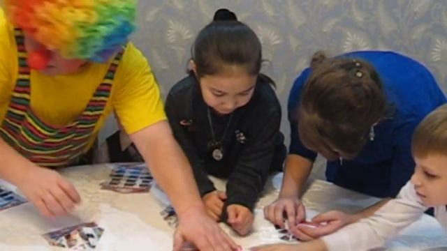 Аэрошоу на день рожденье. Игра для детей на празднике.Бумажные самолетики. смотреть онлайн