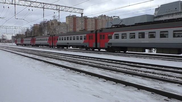 Электропоезд ЭД4М-0289 (ТЧ-7) пригородный поезд №6761 Шиферная - Москва. смотреть онлайн