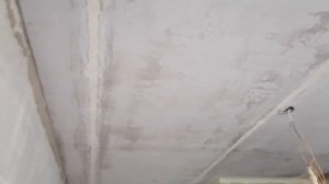 Штукатурка потолка гипсовой штукатуркой. Гипсовая штукатурка потолка.