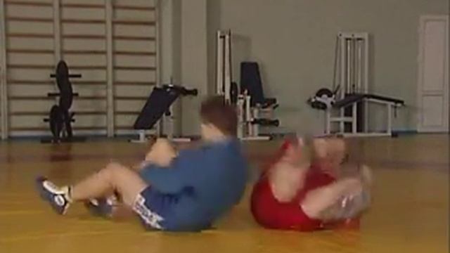 Переход на рычаг локтя кувырком назад