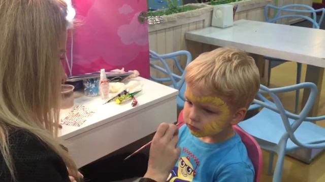 Рисунки на лице. Аквагрим. Рисуем тигра и бабочку смотреть онлайн