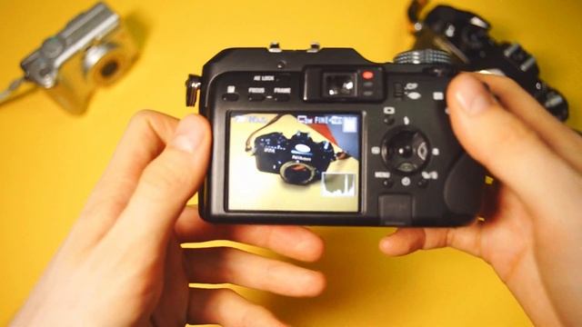 My favourite camera right now: Sony DSC-V3 (with samples) смотреть онлайн