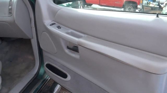 1999 Ford Explorer 4.0 Sport смотреть онлайн