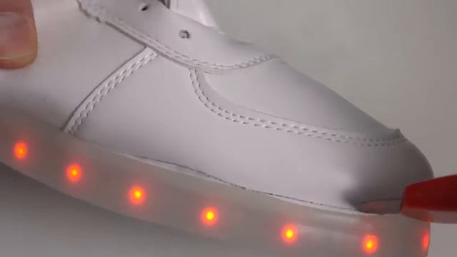 Что в внутри LED кросовок смотреть онлайн