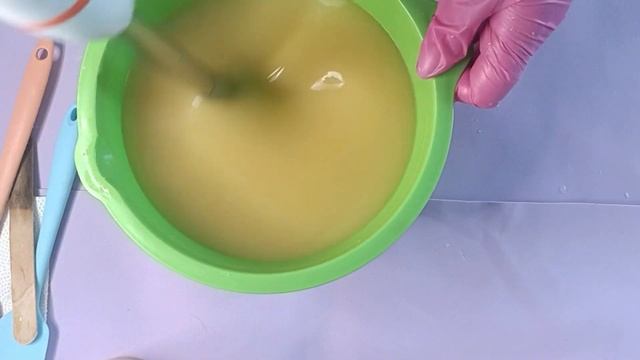 Варим молочно-медовое натуральное мыло, на жиру, козьем молоке. #вариммыло #натуральноемыло смотреть онлайн