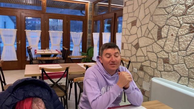 АЛБАНИЯ НА 1 ДЕНЬ | Деревня в каньоне и вкусный ресторан в Шкодере смотреть онлайн