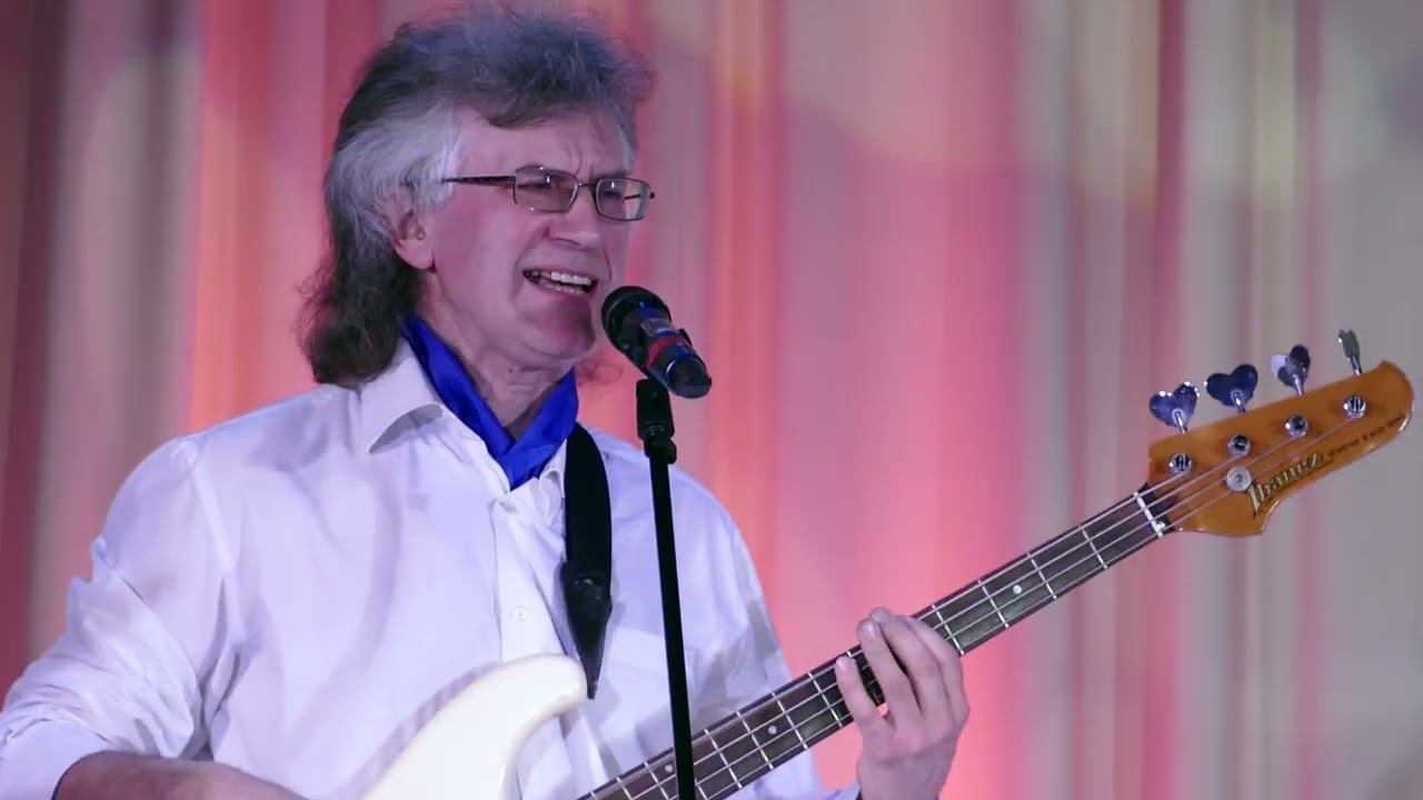 07 Снег кружиться смотреть онлайн