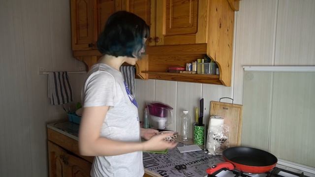 Делаю вид, что умею готовить на протяжении 8 минут смотреть онлайн