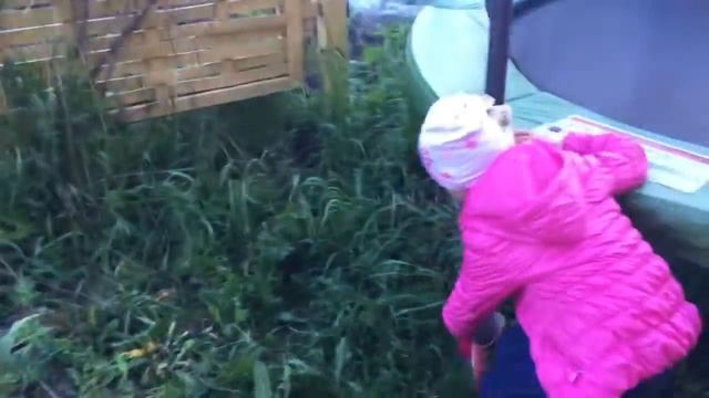 Дача , батут , наклейки Барни (31 мая) смотреть онлайн