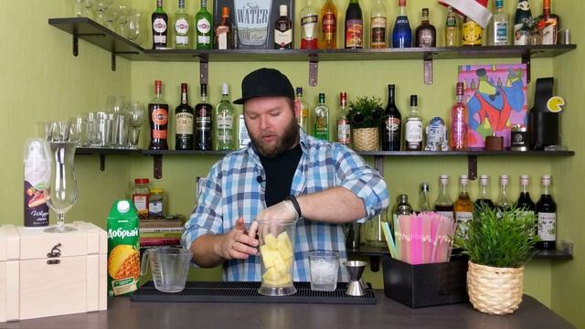 Летний и освежающий смузи Ананас- Мята. Неласковый бармен. смотреть онлайн