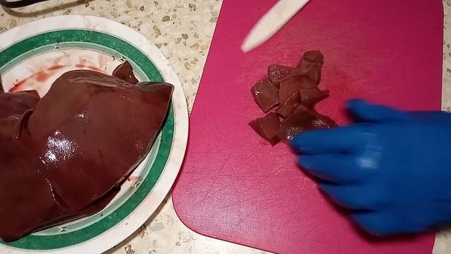 ЧТО мне подсунули под видом ГОВЯЖЬЕЙ ПЕЧЕНИ в местной ПЯТЕРКЕ?? КАК РЕАНИМИРОВАТЬ продукт С ДУШКОМ? смотреть онлайн