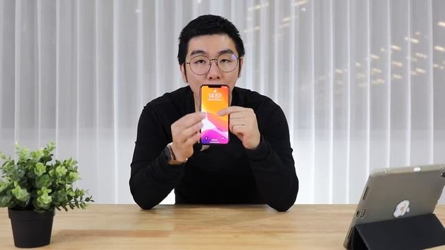 iPhone 11 Vs iPhone 11 Pro รุ่นไหนเหมาะกับใคร ? เลือกรุ่นไหนดี ? | อาตี๋รีวิว EP.13 смотреть онлайн