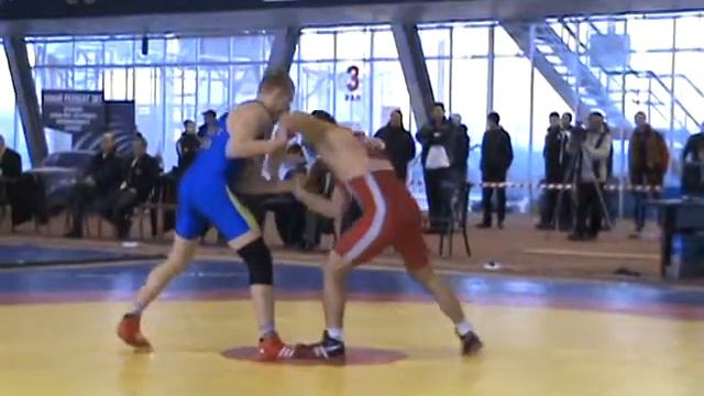 ЧУ-2013г. Стогнушко vs Пиньков. Вес 66 кг. 1\4ф. смотреть онлайн