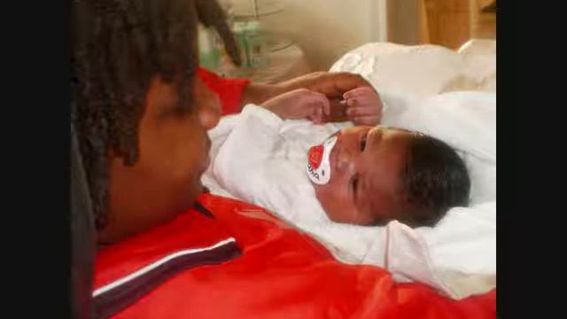 Lil' CB - Kerst (Cerezo) смотреть онлайн