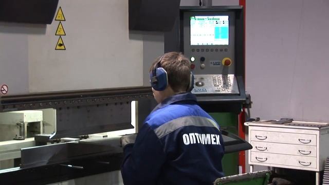 Работа листогибочного пресса PPRM 35 12 Оптимех смотреть онлайн