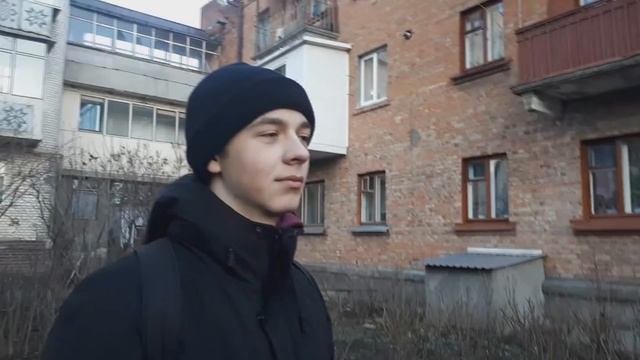 Прогулка улицами дворов Украины смотреть онлайн