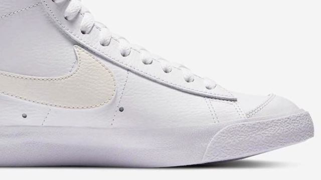 Nike Blazer Mid ’77 Vintage смотреть онлайн