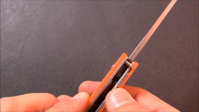 Review of the Real Steel E801 Megalodon A Large Flipper on Bearings w Sandvik 14C28N Steel смотреть онлайн