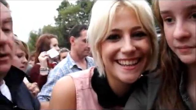pixie lott saying hi to Jade and Kayleigh смотреть онлайн