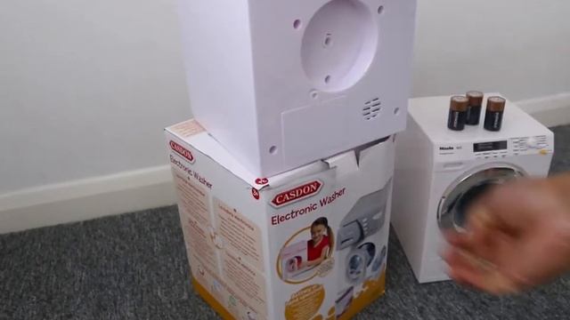 TOY WASHING MACHINES CASDON AND MIELE LINE UP AND HOW TO FIX THE BATTERIES