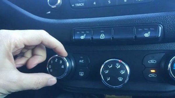 kia ceed jd sw скрип моторчика печки