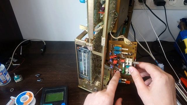 Электроника 50У-017 стерео. Небольшой ремонт. смотреть онлайн