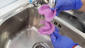 Снятие зубного слепка (оттиска) с челюстей