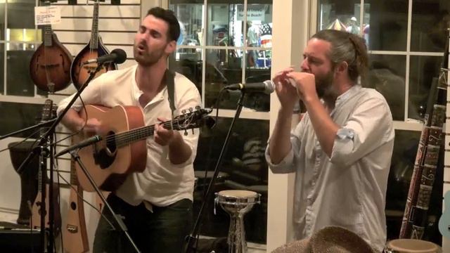 David Trotta /James Dalton sing "All Good Things" at Crossroads смотреть онлайн