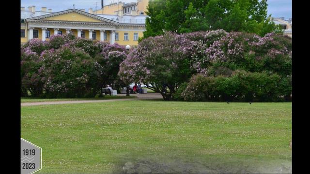 Окунитесь в атмосферу Петрограда 20х годов. Таким был город и такими были его люди