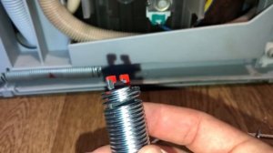 ПОСУДОМОЙКА † НЕ ФИКСИРУЕТСЯ ДВЕРЦА † РЕМОНТ ПОСУДОМОЙКИ