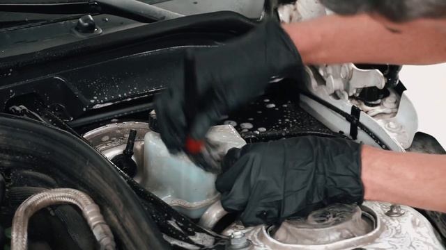 УЗНАЙ как ПРАВИЛЬНО ✅ помыть двигатель автомобиля? Моем самостоятельно! ? смотреть онлайн