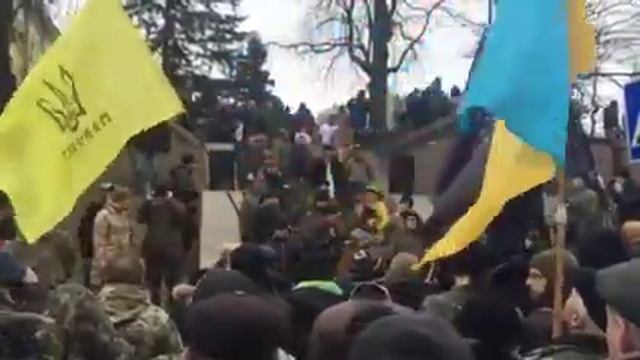 На Майдане хотят построить храм Небесной сотни смотреть онлайн