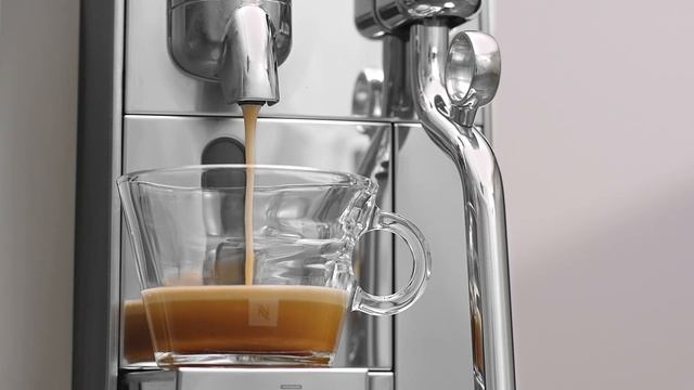 Nespresso Creatista Plus смотреть онлайн