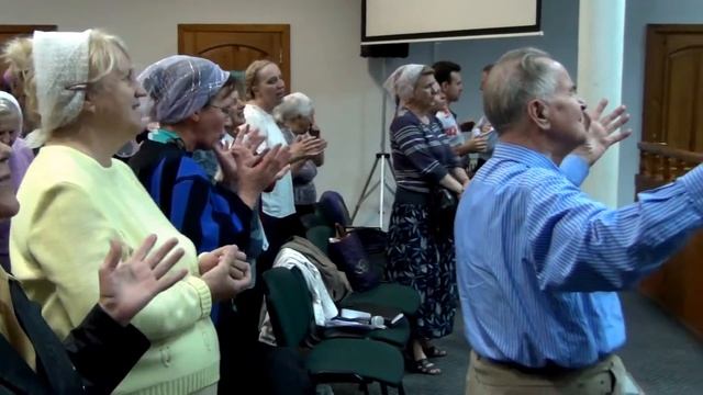 Свят, Свят Господь Саваоф и вся земля полна славы Господней. смотреть онлайн