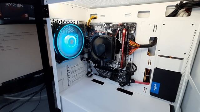 Игры на минималках за 20000 ₽  / Athlon 200GE / 8Gb / Ssd 240Gb / 500W / Vega3 / ZetGaming MS4 Whit