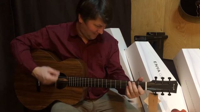 Enya X1 Акустическая гитара из HPL в Екатеринбурге. Ч1. Обзор смотреть онлайн