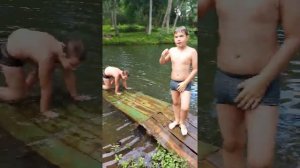 купаемся на речке часть 4