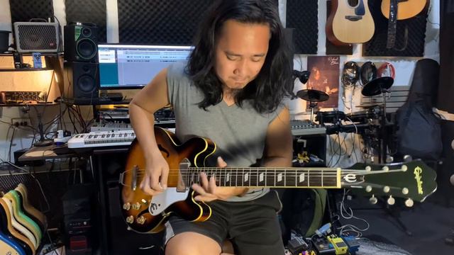 Epiphone Casino Coupe - Dirty Test102 смотреть онлайн