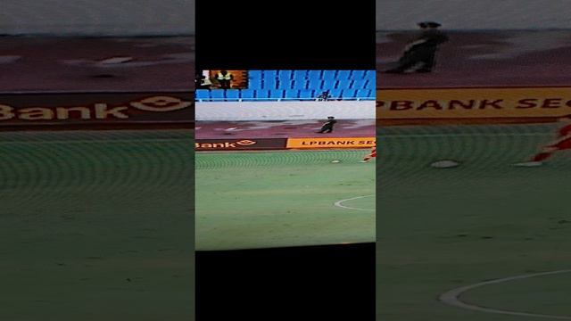 Въетнам - Россия! Есть кого побеждать в футболе. Молодцы! смотреть онлайн