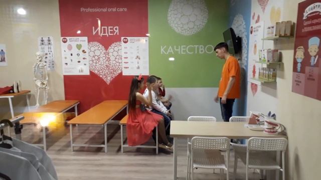 Кидбург Город детских профессий Работа в поликлинике Город где живут дети Аналог Кидзания смотреть онлайн