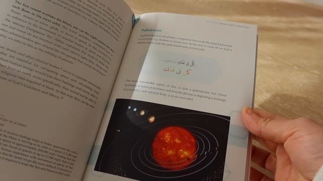 10 GREAT Books That Will Make You Love Your Deen 🌱📚 смотреть онлайн